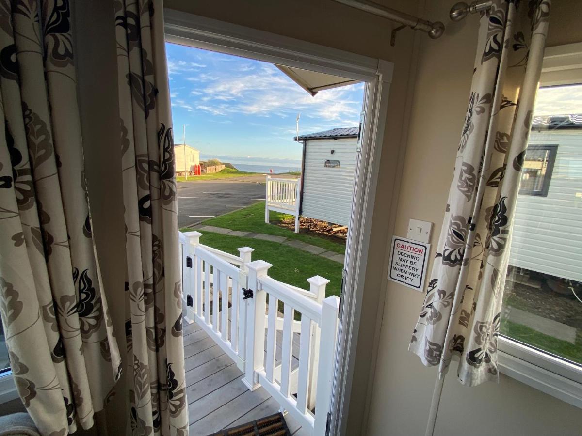 Cosy & Modern Private Seaview Caravan North Seaton Exterior photo