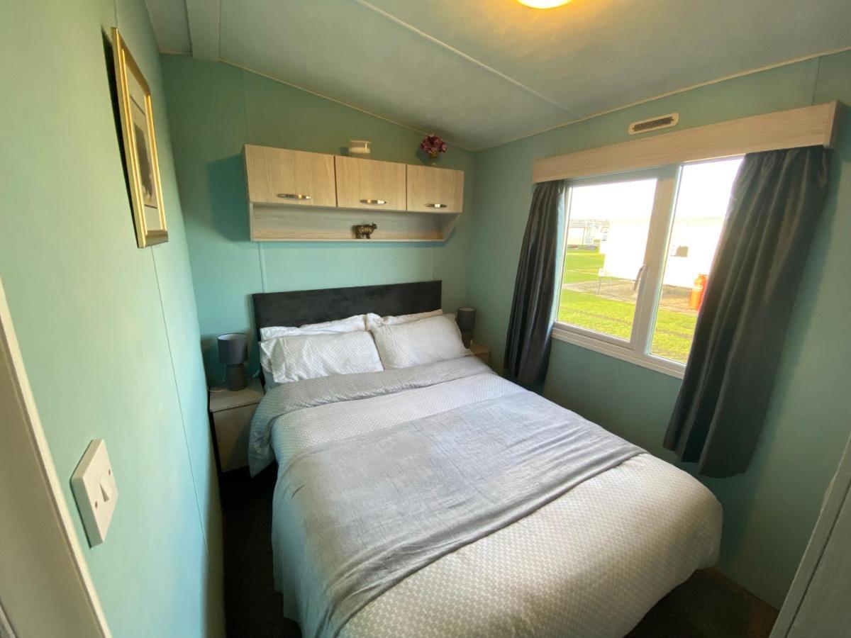 Cosy & Modern Private Seaview Caravan North Seaton Exterior photo