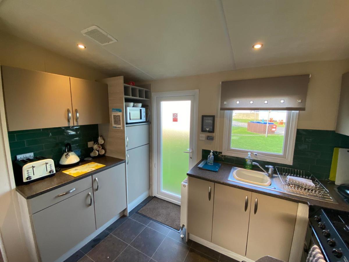 Cosy & Modern Private Seaview Caravan North Seaton Exterior photo