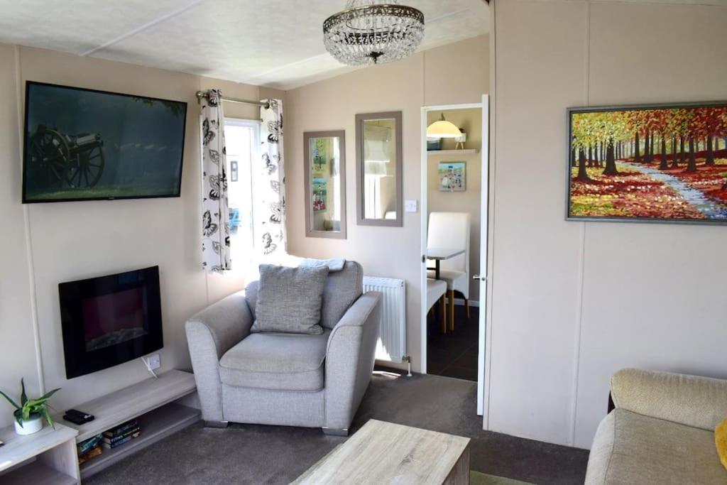 Cosy & Modern Private Seaview Caravan North Seaton Exterior photo