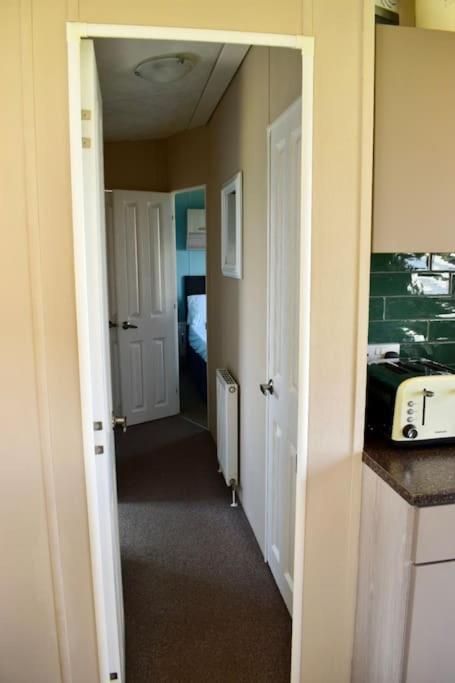 Cosy & Modern Private Seaview Caravan North Seaton Exterior photo